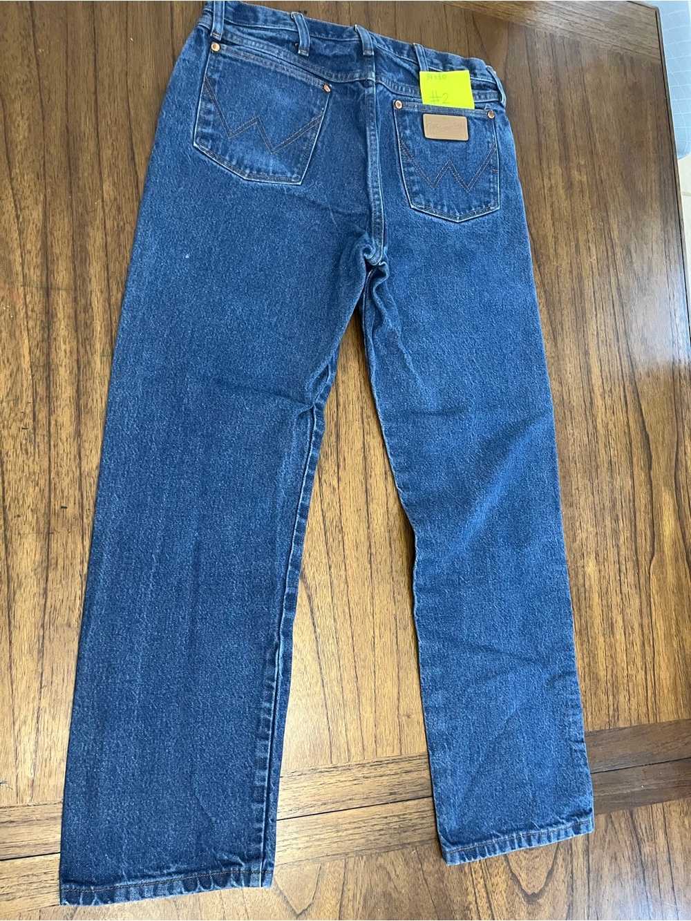 Bundle of 3 Classic Wrangler Jeans tag 34 x 30 actual 32 x 28 - Picture 5 of 11